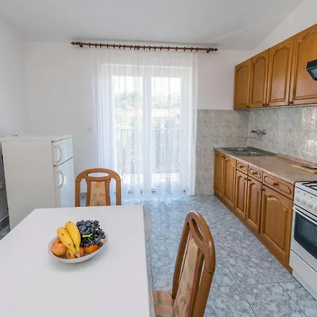 Matejka Apartment Primosten